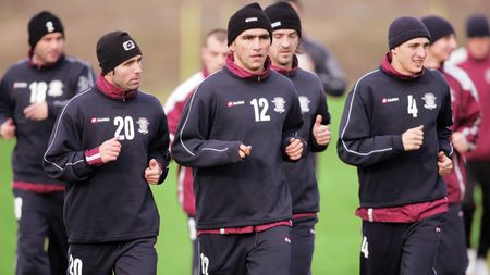 Rapid s-a reunit, Manea și-a înțepat elevii:** "Sunteți cam grăsuți"