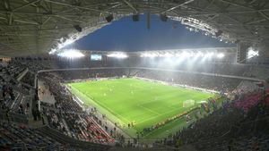Ce spune deținătorul drepturilor TV pentru Superliga despre războiul Gigi Becali - Florin Talpan pentru stadionul Steaua, arbitrat de premierul Marcel Ciolacu!