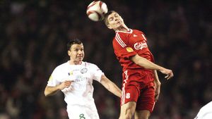 Presa engleză vrea 3 goluri de la Liverpool:** "În loc de Bernabeu, 'cormoranii' merg la Urziceni!"