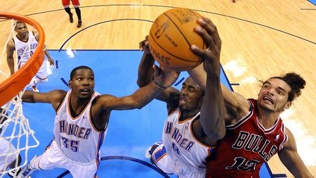 Paralizați de tunet! Bulls a fost spulberată aseară de Thunder!