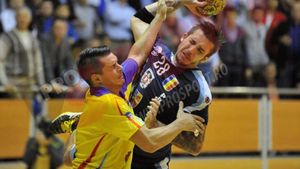 HCM, recital la Târgu Jiu. Campioana e din nou lider