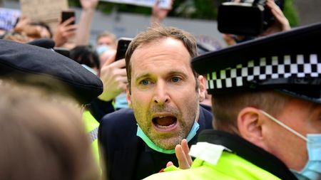 Petr Cech, reacție virulentă după ce Mason Mount și Ben Chilwell au fost plasați în izolare: „Cum e posibil? E de neînțeles!”