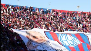 Nici rugăciunile nu-i mai ajută! Fotbaliștii echipei favorite a Papei Francisc intră în grevă pentru că sunt neplătiți de luni bune: „E o bătaie de joc”