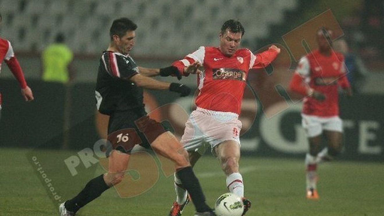 "O victorie cu Steaua ne-ar aduce titlul de campioană de toamnă!"** De ce crede Ciobotariu că roș-albaștrilor le convine că derby-ul se joacă în "Groapă"