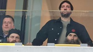 Gigi Becali, cu călugării la meciul cu CFR Cluj de pe Arena Națională! FOTO PROSPORT