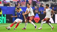 Live Franța – Spania. Un GOL, o ACCIDENTARE, dar întrebare e: unde sunt Olise, Dembele, Mbappe? Furia Roja dansează spre finală de Cupă Mondială!