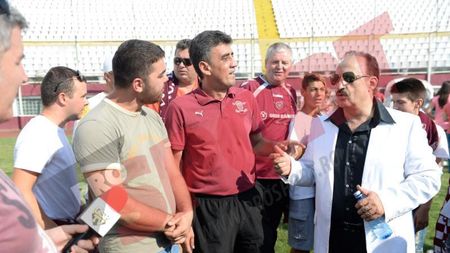 Un nou început pentru Rapid! Cristescu: "Actele au fost redactate, mâine semnăm!"