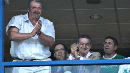 INCREDIBIL Duckadam, dat pe 'MUTE' de Tătărușanu! Cum a "comentat" evoluția lui Stanca în ultimul amical