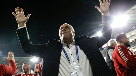 Transferul momentului în România! Laszlo Dioszegi îl aduce la Sepsi pe fostul atacant al Parmei. Câți bani va lua fotbalistul. EXCLUSIV