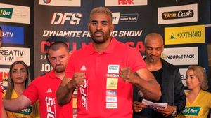 Benny Adegbuyi - Badr Hari | A fost stabilită data luptei secolului pentru kickboxul din România + EXCLUSIV! Prima reacție a românului