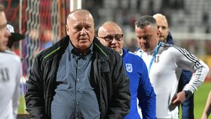 Marcel Pușcaș îi ironizează pe cei de la Sepsi, după ce i s-a propus să facă meditații la limba maghiară: „Vorbesc mai bine decât vorbesc ungurii română! Nu am nevoie de traducător să merg la piață” | VIDEO EXCLUSIV ProSport Live