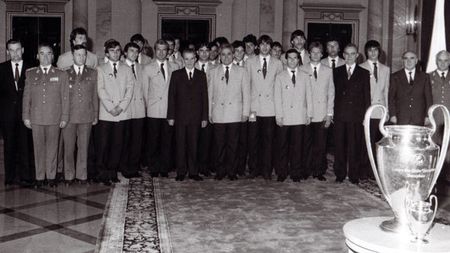 Steaua, folosită de Ceaușescu pe post de 'pâine și circ' pentru mase, scriu străinii:** "A revitalizat o echipă umilită constant de rivala Dinamo"