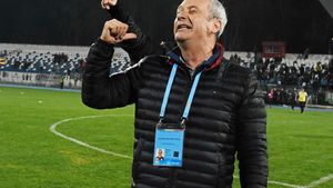 Mircea Rednic ar fi vrut Dinamo în semifinalele Cupei României. „Dacă ajungem în finală, jucăm unde vor ei. Jucăm și la Barcelona, în Antalya, oriunde!”