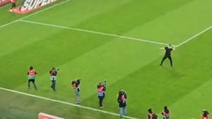 Moment inedit înainte de Dinamo - Metaloglobus! Marius Niculae a reconstituit scenografia de la derby-ul cu FCSB
