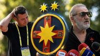 Gigi Becali îl vrea pe Ianis Zicu antrenor la FCSB în locul lui Marius Baciu! Cei doi s-au văzut în mare secret