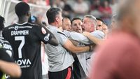 Cristiano Bergodi a scăpat ușor! Câte etape de suspendare a primit după ce a vrut să se ia la bătaie cu un fan al lui Dinamo