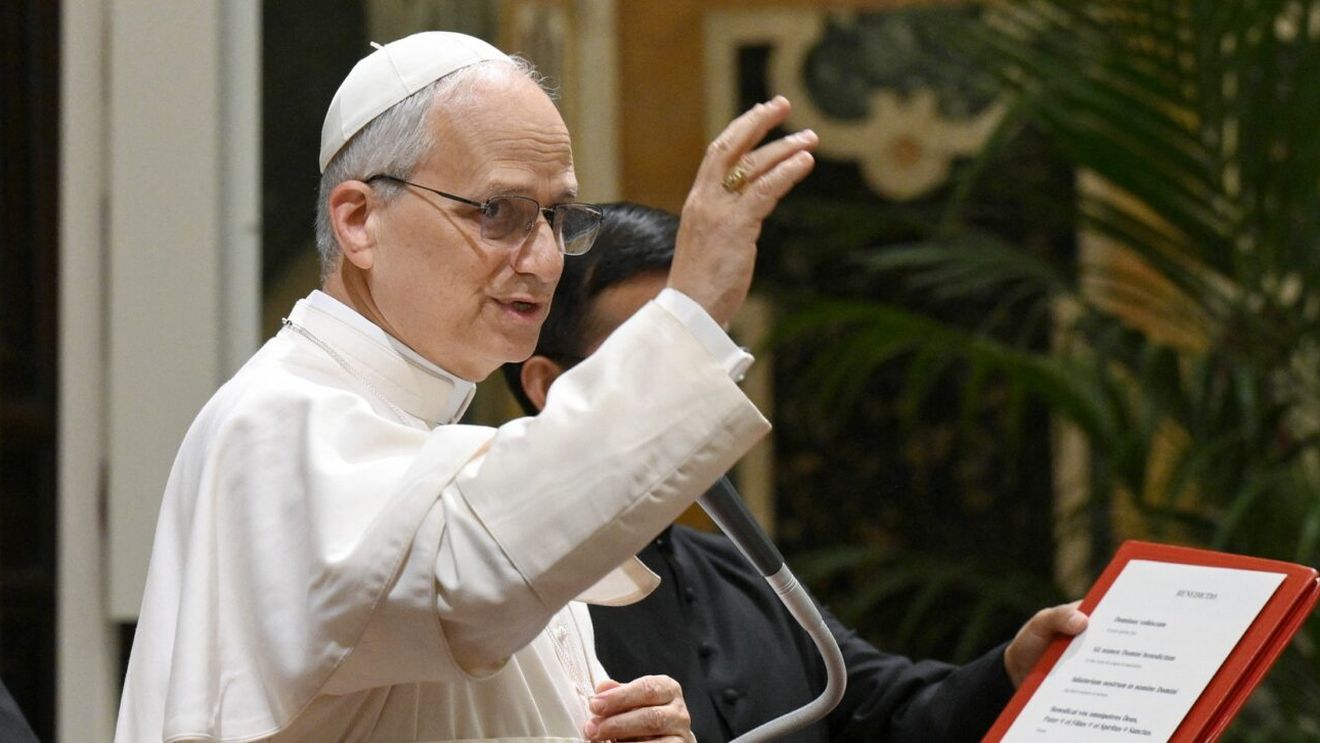 Cât costă ceasul Papei Leon al XIV-lea. L-a purtat şi la întâlnirea cu Sinner