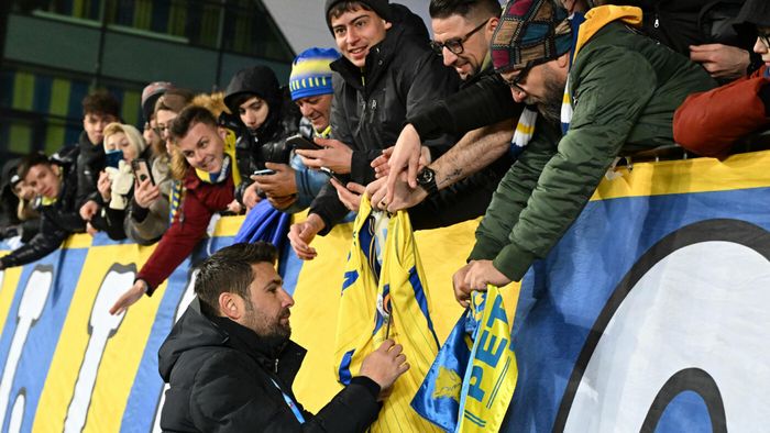 Adrian Mutu a cerut transferul de urgență al unui atacant: „Mă amuzam cu publicul. Pe cine să bag?”