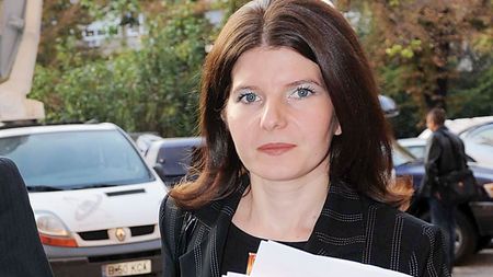 „Îl apreciez pe Bellu"