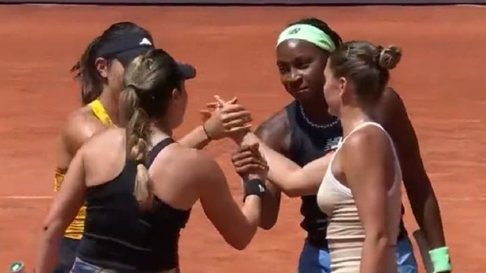 Semifinala turneului de la Madrid dintre Gabriela Ruse / Marta Kostyuk și Coco Gauff / Jessica Pegula, ca un roller coaster! Românca și ucraineanca le-au ținut în șah pe americance | VIDEO