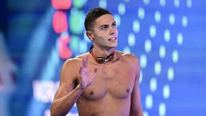 Prima reacție a lui David Popovici după calificarea în finala la 200 metri liber: „Mă alint. A trecut cea mai grea zi”