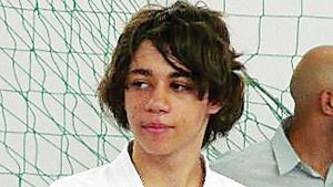 Bătălia cruntă pentru viață a unui practicant de arte marțiale!** O intervenție chirurgicală în afara țării îi poate salva brațul de la amputare