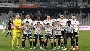 Gata cu cel mai prost gazon din țară. Când va avea U Cluj teren „biliard” și cât va costa