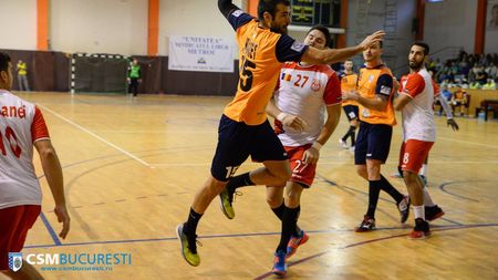 Test grilă după partida CSM București - Dinamo! Arbitrajul a aprins alte fitile în handbalul masculin, în care sunt implicate patru formații. Vasiliu: "La cerere au și un cartonaș roșu". Georgescu: "Este păcat că nu știe să piardă"