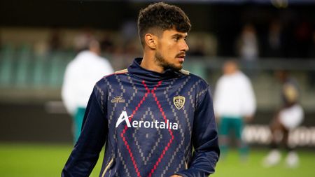 Transferul lui Cagliari nu i-a priit lui Florinel Coman. A revenit în România cu soția Ioana