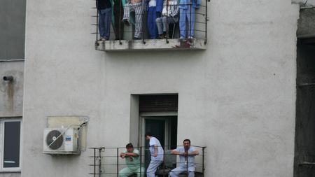 "Cum să ia Dinamo titlul cu 500 de fani în tribune?!"