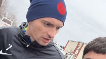 „Ce faci, mă?!”. Florin Tănase, reacție nervoasă la adresa unui suporter care voia să facă o poză cu el. Ulterior, jucătorul FCSB-ului a fost jignit