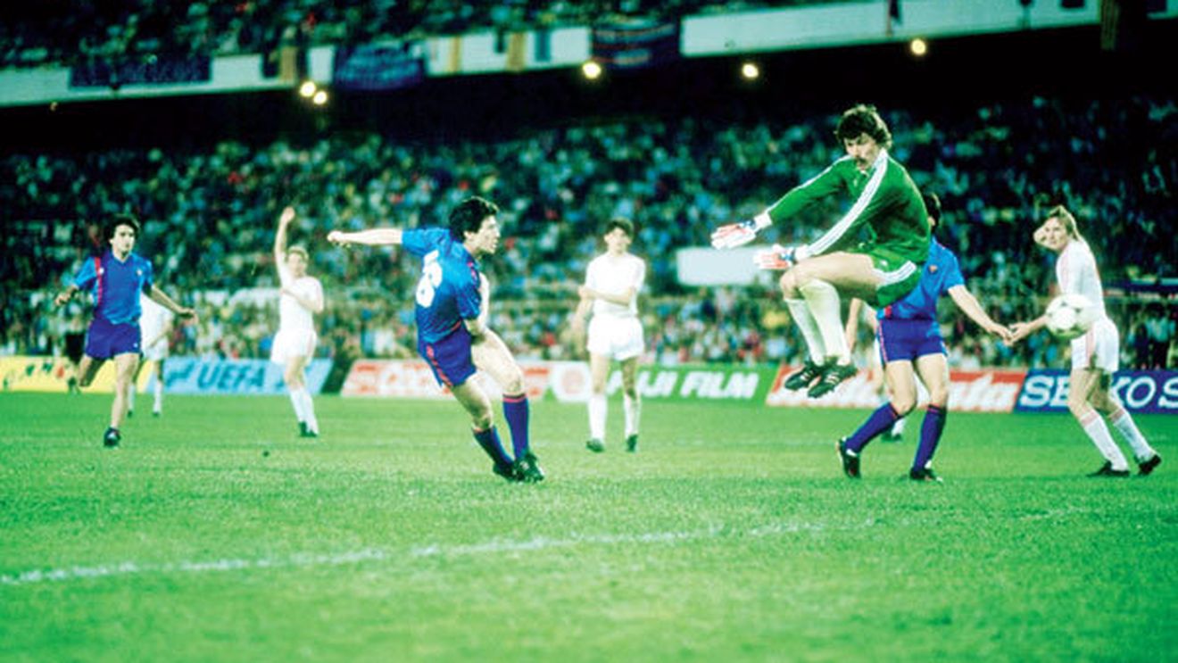 S-a întâmplat în cupele europene! Calificări care s-au decis după ce s-a dat cu BANUL! :)** Câteva povești FABULOSE din epoca romantică