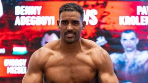 Românii au făcut legea la „Dracula Boxing Show” de la Brașov. Benjamin Adegbuyi s-a impus în main-event-ul galei. Mirel Drăgan „Rapidistul”, susținut Original de giuleșteni