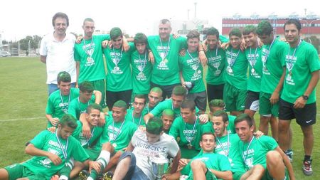 Fostul căpitan al Oțelului, Vali Ștefan, brutar și campion în Cipru: "Nu mă mai întorc în România!"