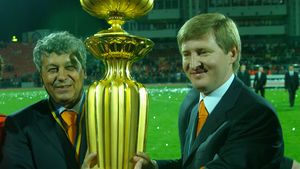 Cumpără Ahmetov Rapidul? Manea: "Ar fi prea frumos!"