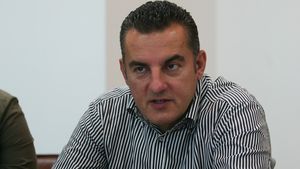 Nemții îl scapă pe Copos de griji:** "Negociem pentru Rapid"