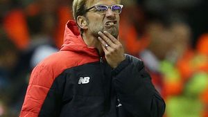 Jurgen Klopp chiar se teme de dubla lui Liverpool cu Atletico Madrid și anunță: "Sper să nu-l ia și pe Cavani!"