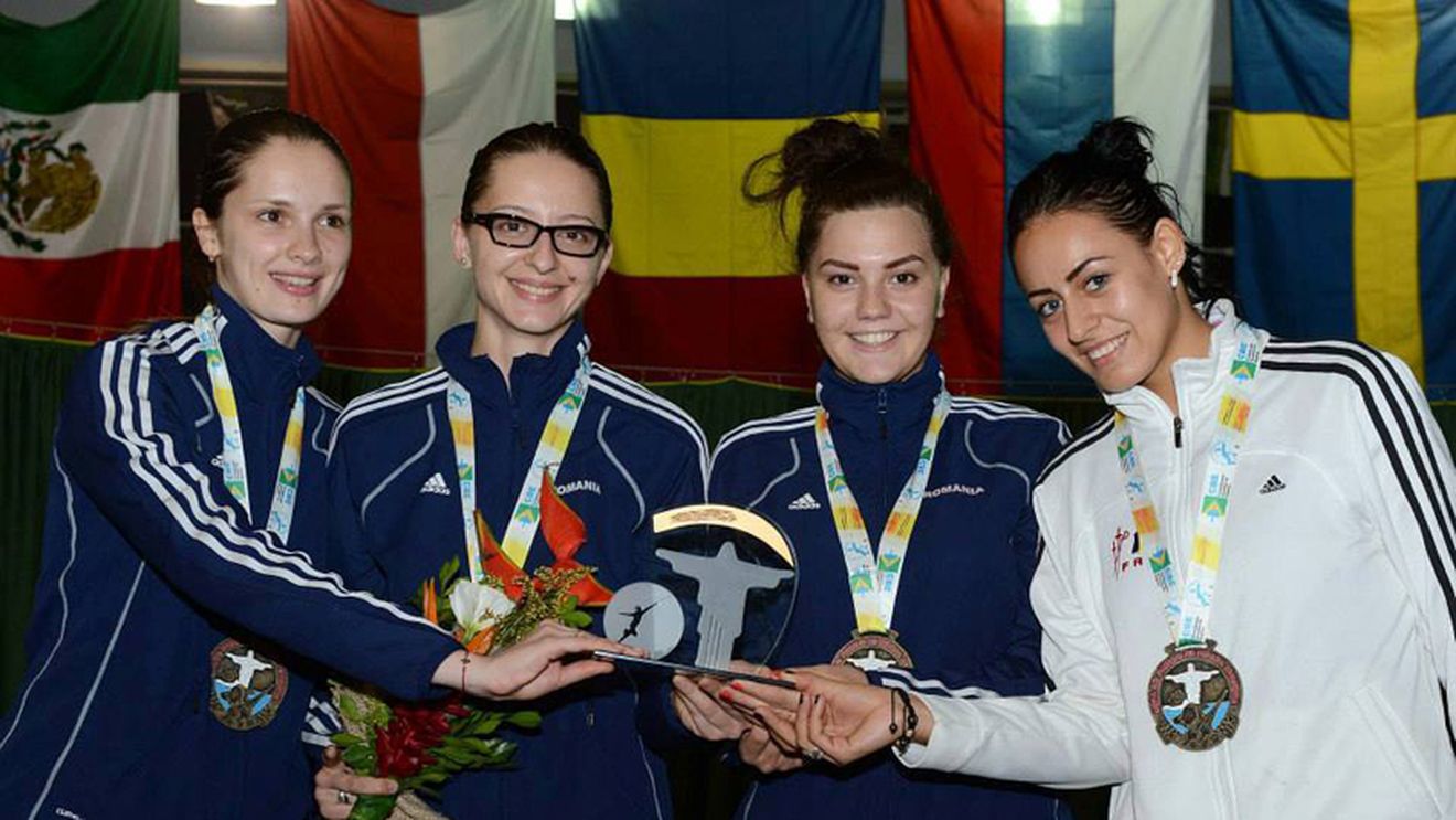 Echipa de spadă feminin a României a cucerit la Rio medalia de bronz la etapa de Cupă Mondială