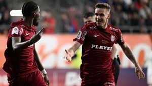 A venit momentul mult așteptat de Gigi Becali! CFR Cluj a anunțat cât vrea Nelu Varga pentru transferul lui Louis Munteanu: „Nu pleacă pe banii ăștia!”