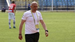 Își asumă și nu prea retrogradarea! Vasile Miriuță așteaptă discuția cu primarul și vicele după ce a picat în Liga 3 cu Minaur: ”Îmi asum. Suntem vinovați cu toții”