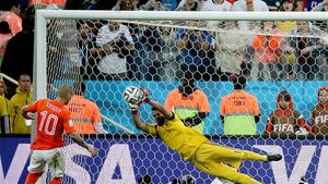 "Revoluție" în primul "11" al Olandei pentru finala mică, împotriva Braziliei. Van Gaal le va da șanse jucătorilor de plan secund