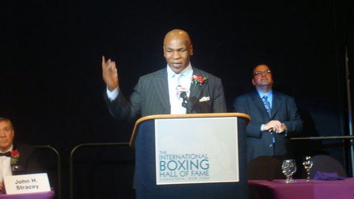 JoJo Dan, impresionat de Tyson și de Stallone
