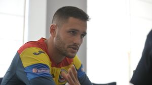 EXCLUSIV | Florin Andone, "taxat" de un fost golgheter român: "Să joci 17 meciuri și să dai un singur gol? Poate se aștepta să-l ținem în brațe aici, în Balcani. Știți ce greu e să mai găsești un atacant de tipul meu!?"