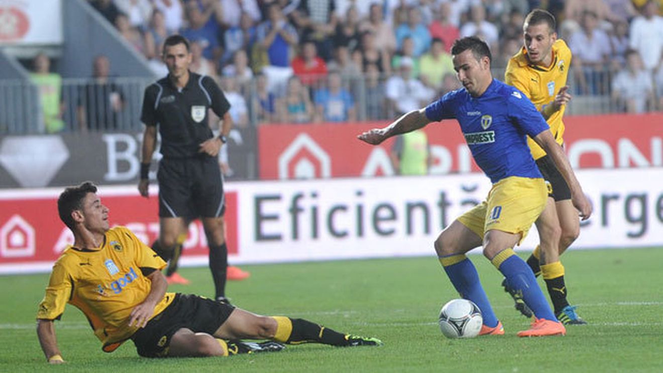 EXCLUSIV S-a încheiat "telenovela Adrian Cristea"!** Walter anunță pentru ProSport ce a decis după discuțiile cu Steaua: "Nu pleacă!"