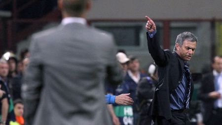 Xavi acuză dur arbitrajul, **Mourinho îi aduce aminte de Ovrebo și de Chelsea!