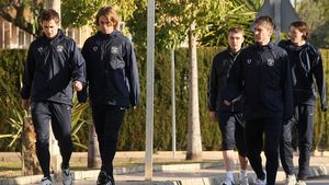 "Sunt peste zece jucători care nu au ce căuta în lotul Stelei!" TU CARE CREZI CĂ‚ SUNT?