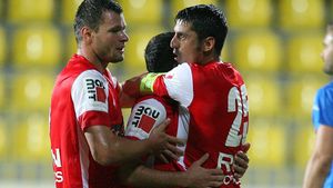 'GREII' de la Dinamo rămân "câini" și din vară!** "Danciu, Niculae și Munteanu au acceptat prelungirea"