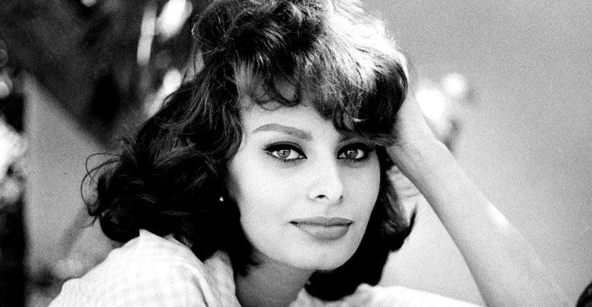 Imagini tulburătoare cu Sophia Loren! Actrița de 84 de ani a fost fotografiată în scaun cu rotile