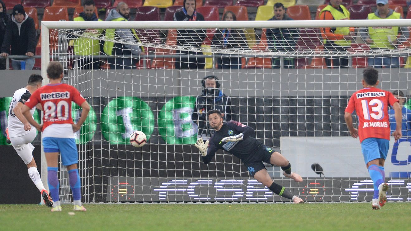 Alibiul lui Llullaku pentru penalty-ul ratat: "Nu știu cum există așa ceva!" De ce și-a schimbat ritualul dinaintea executării