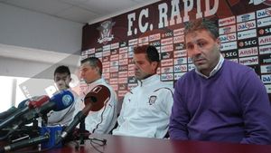 Săgeți către Steaua, Dinamo și Poli:** "Văd că toți încearcă să trimită jucători la Urziceni! Cred că doar pentru a salva Unirea" :)